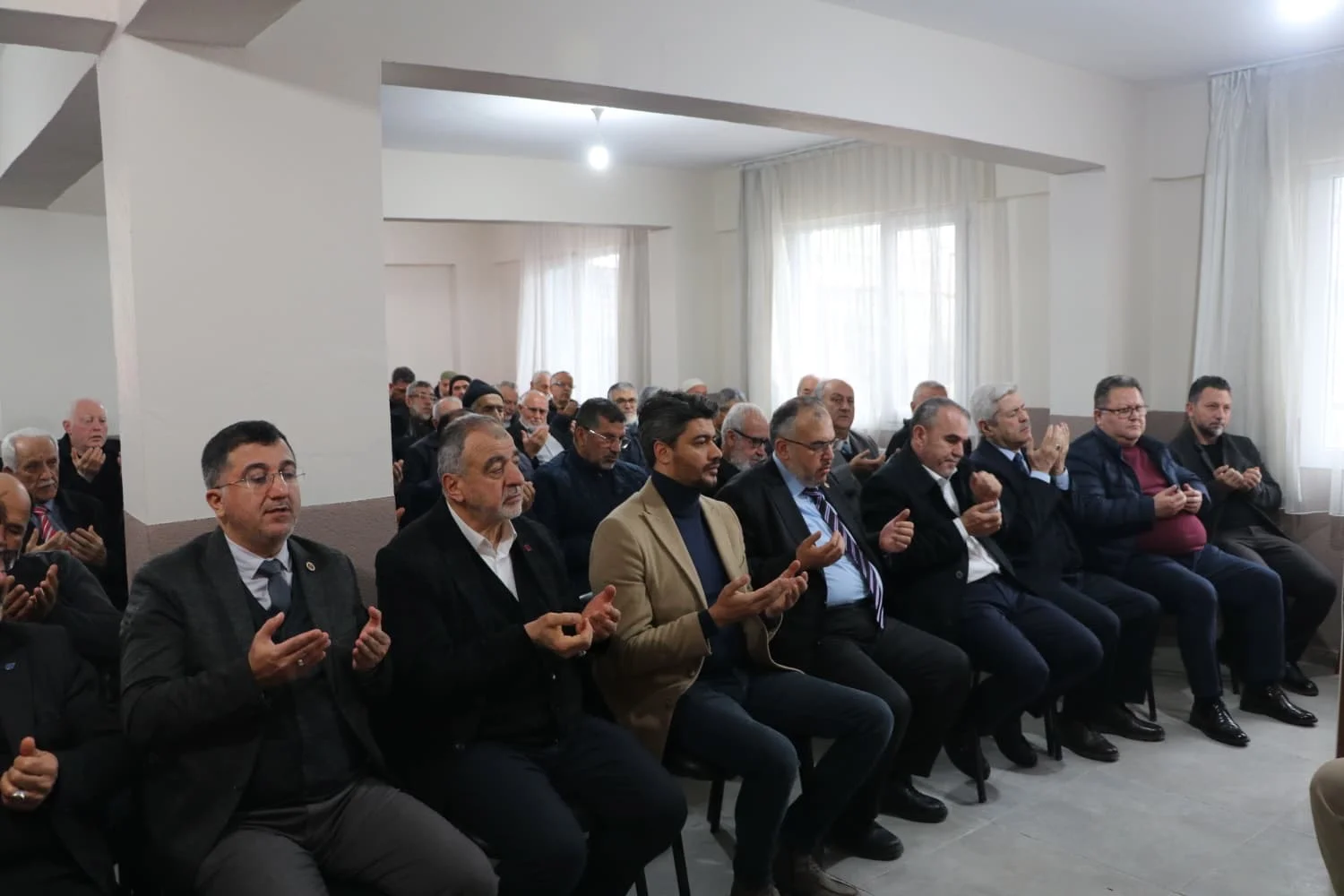 Ramazan Öksüz: “Hatay’da Son Vatandaşımız Evine Kavuşana Kadar Takipçisi Olacağız”