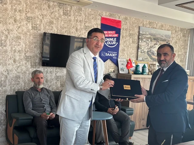 Saadet Partisi Payas İlçe Teşkilatına Anlamlı Ziyaret
